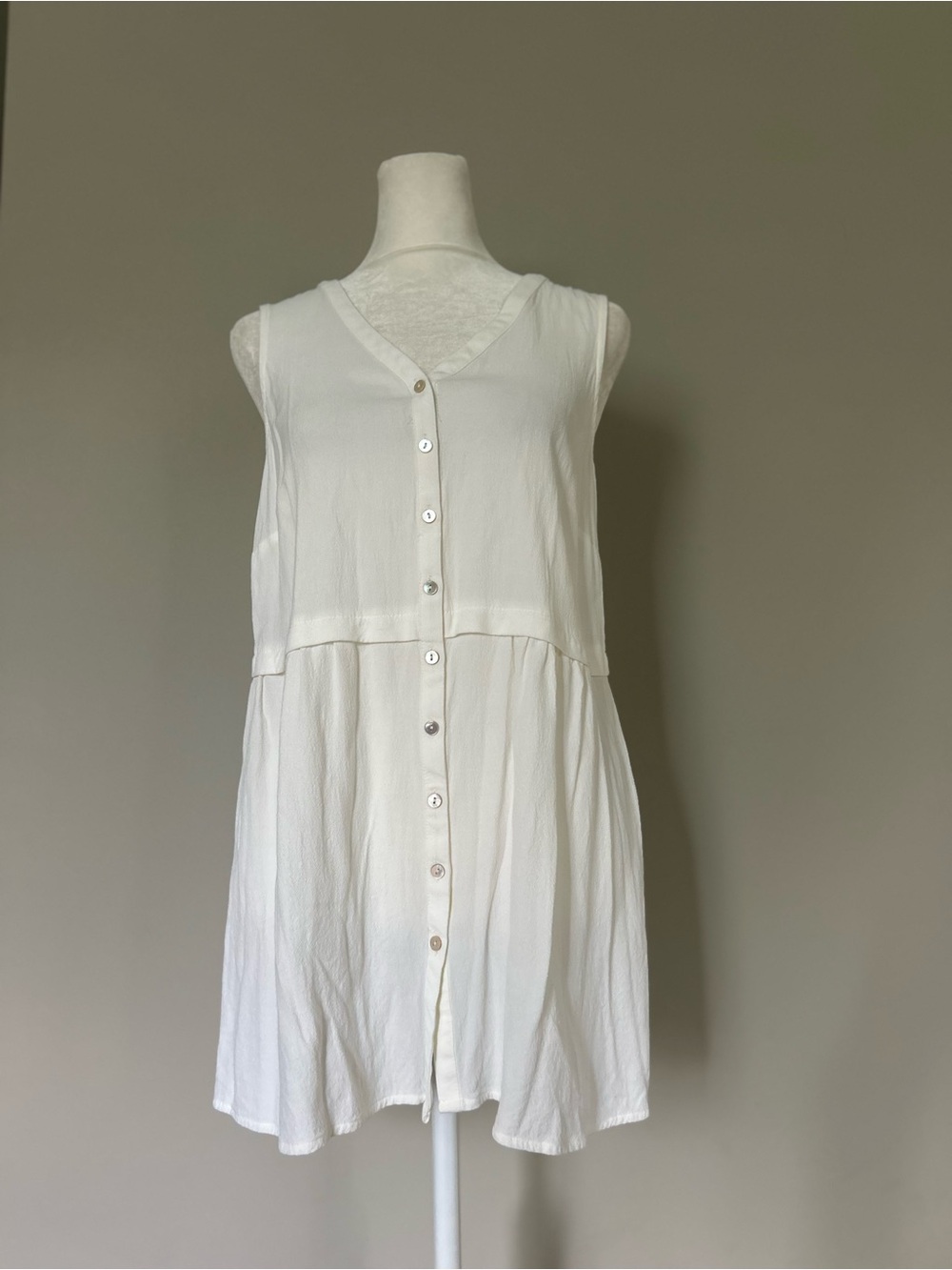 J. Jill Women’s White 100% Rayon Mini Dress Size Extra Small - Picture 2 of 12